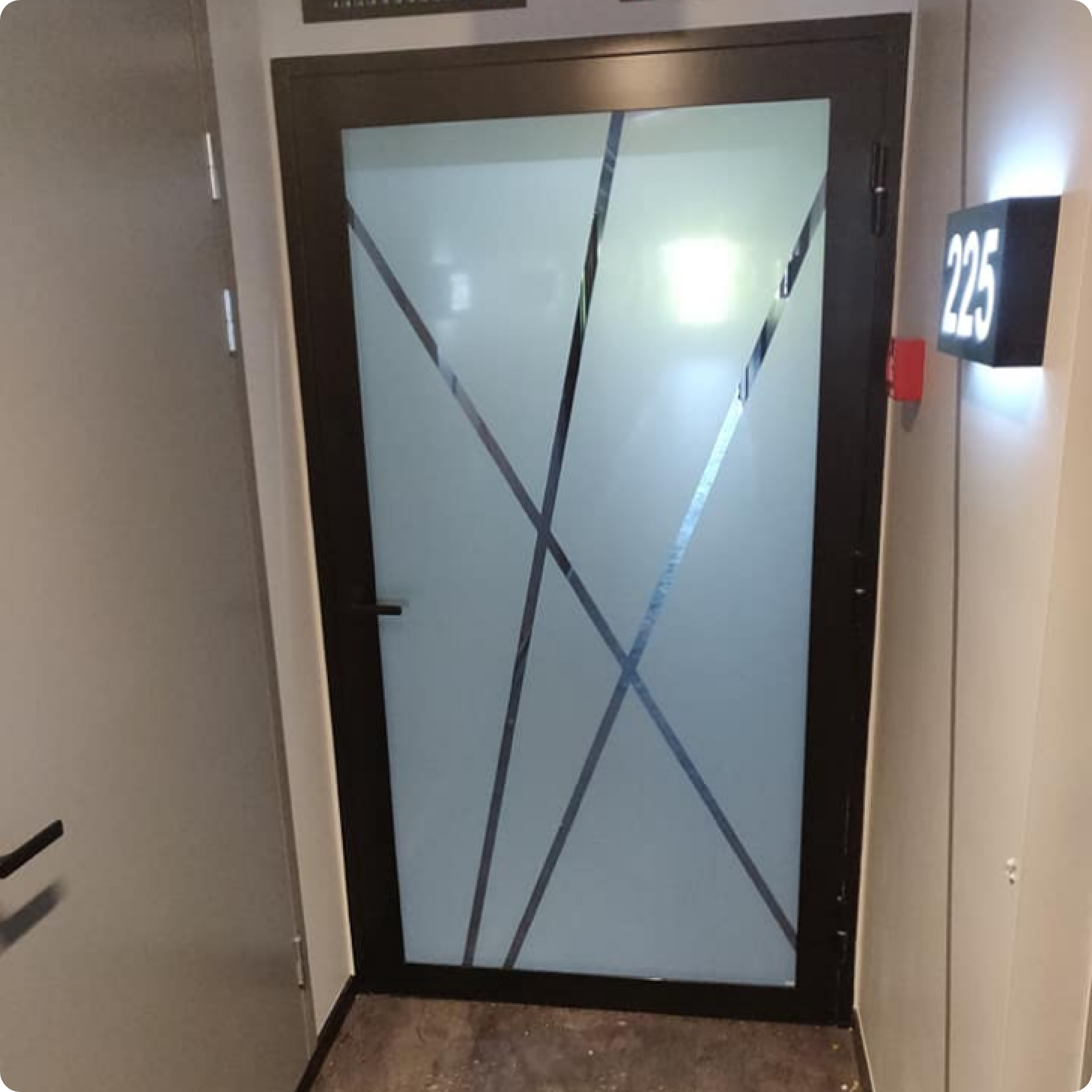 Dekoratiivkile minimalistlik stiil - lihtne ja elegantne