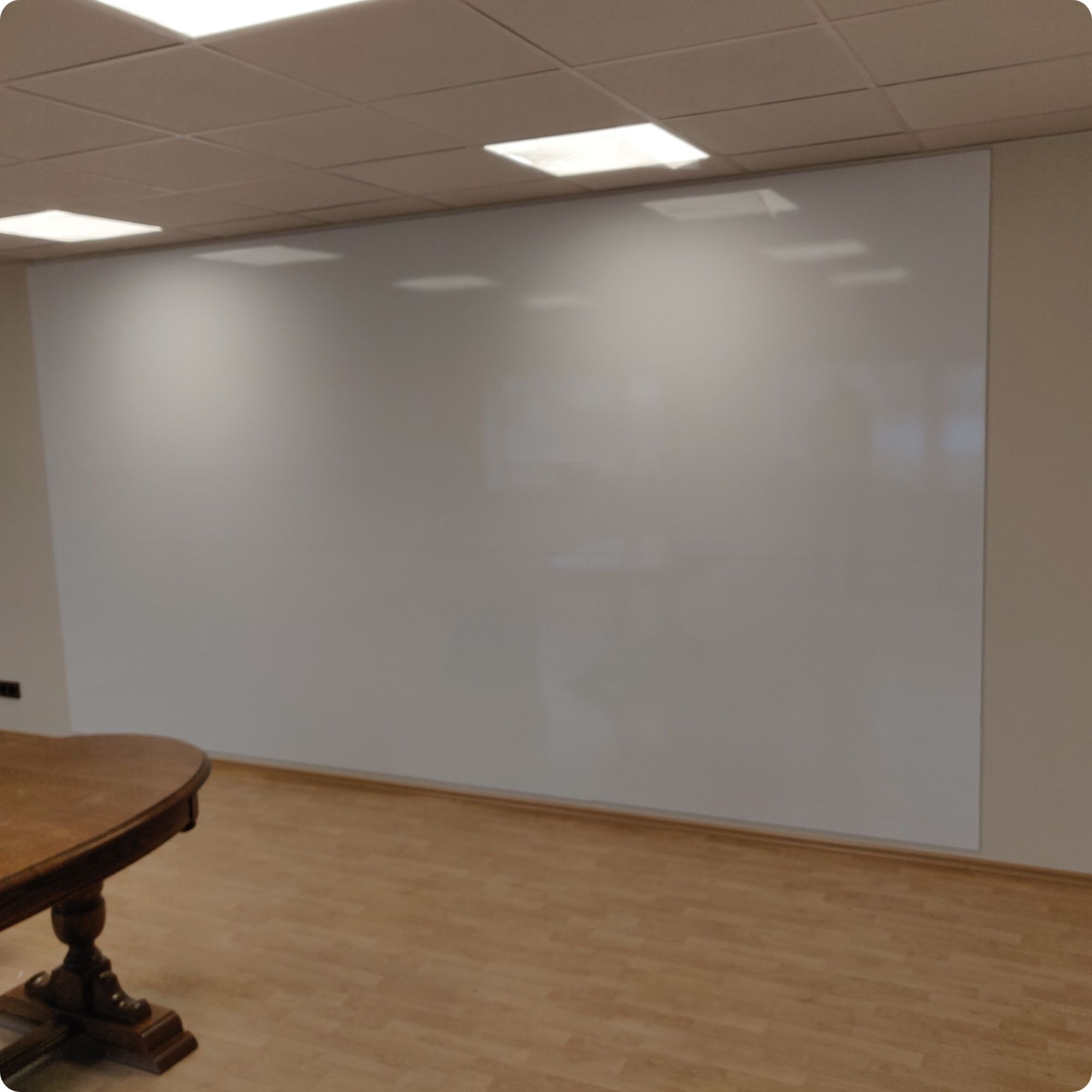 Reklaamkile branding aknal - ettevõtte visioon