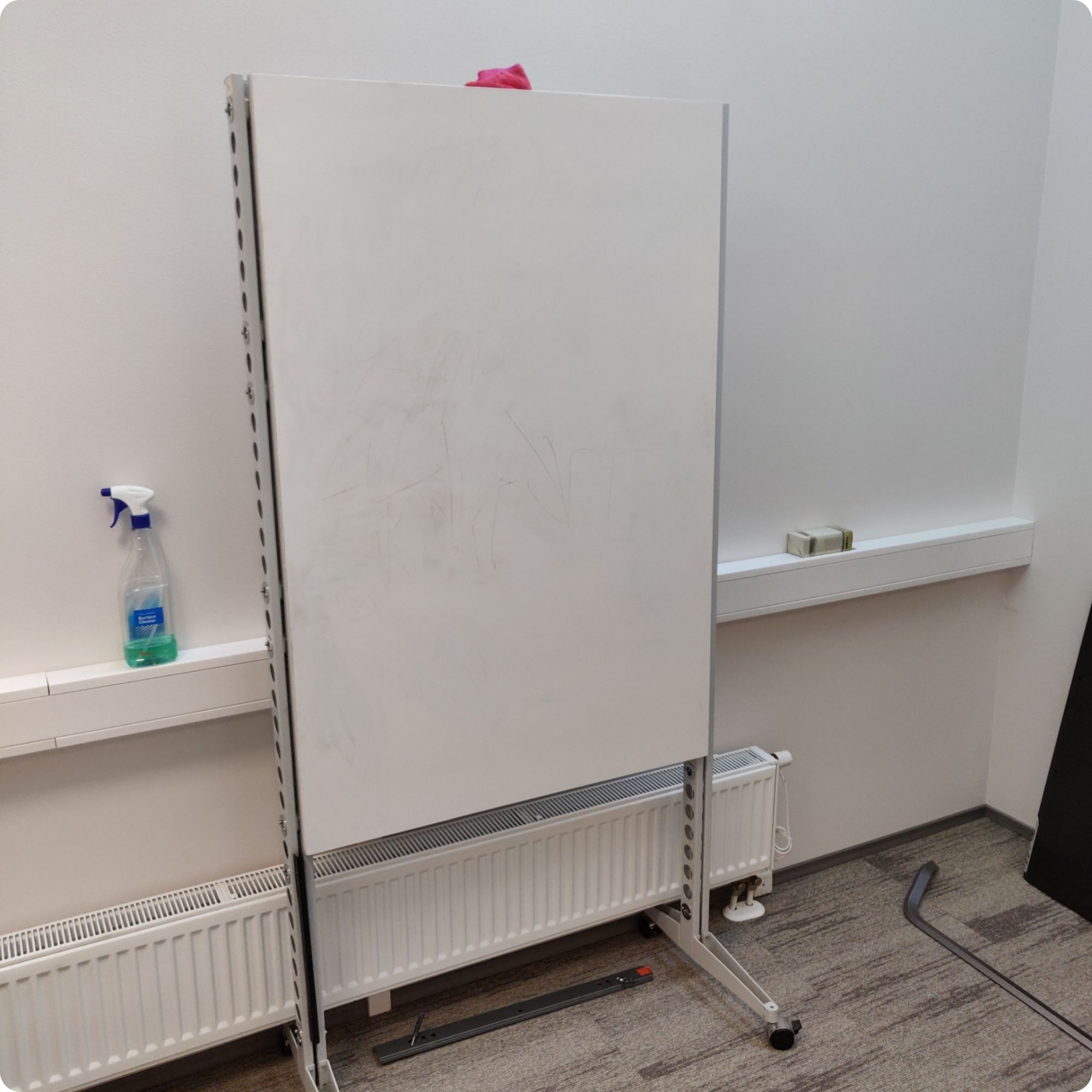 Reklaamkile logo paigaldus - professionaalne töö